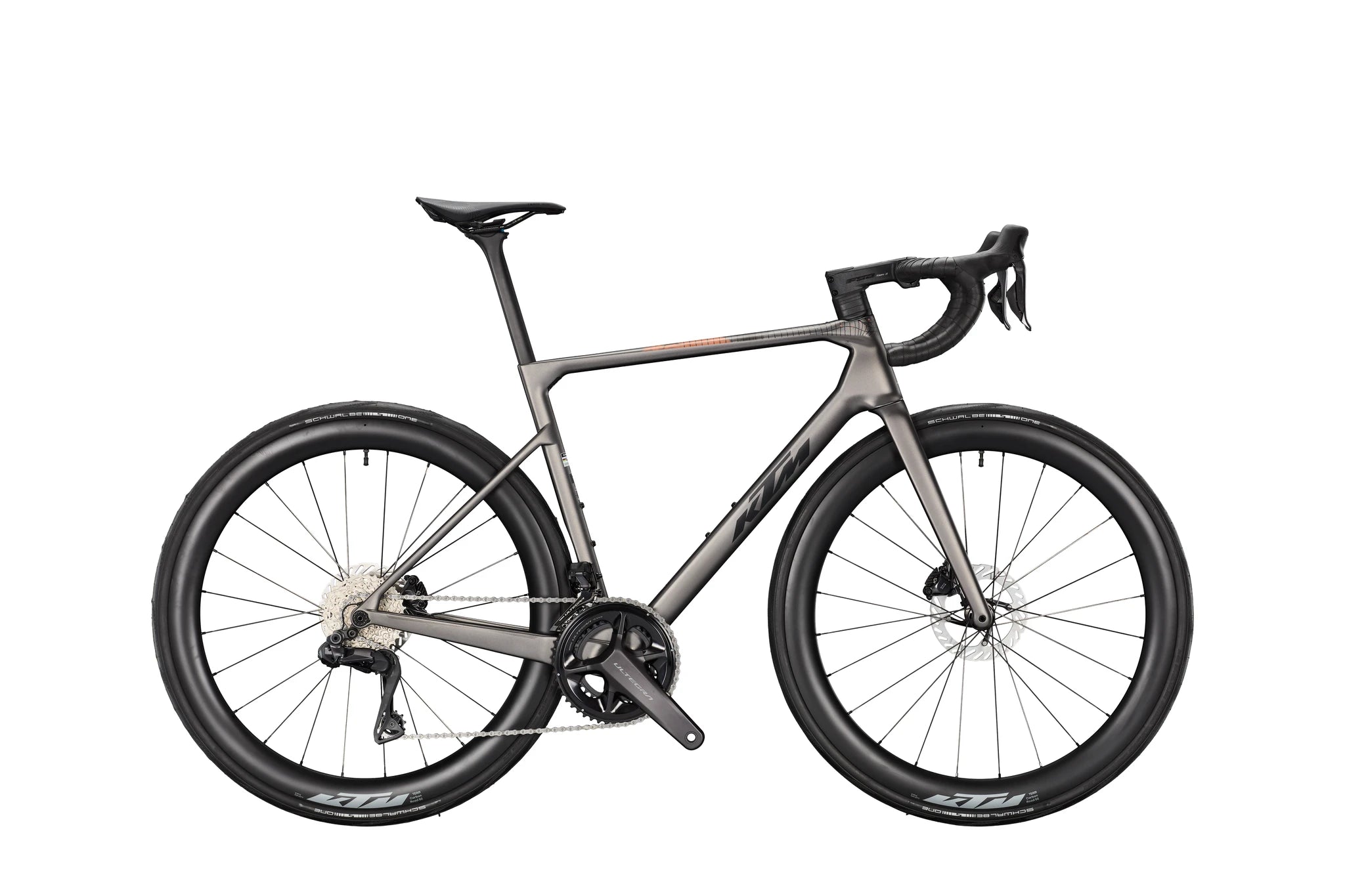 2270442115_REVELATOR_ALTO_MASTER_M_55__MOON-ROCK-MATT__BLACK_ORANGE_3000.jpg KTM Revelator Alto Master Di2 MOON ROCK MATT 2027 – Bild 1