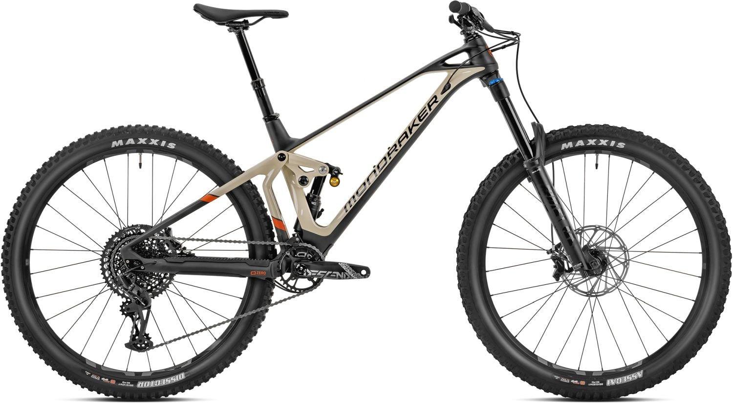 mondraker-superfoxy-carbon-r-gloss-carbon-matte-desert-grey-orange-2023-liquid-life-1-36763343487285.jpg Mondraker Superfoxy Carbon R Gloss Carbon / Matte Desert Grey / Orange – Bild 1